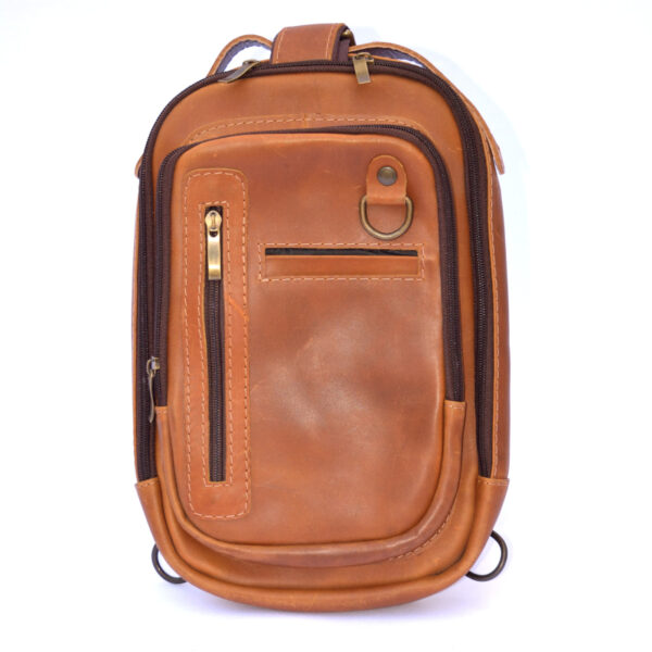 Bandolera Belluno para Hombre de Piel Pull Up Miel Frente